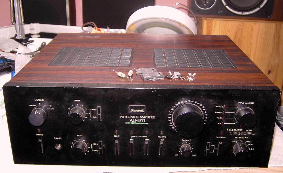 Amplificatore SANSUI AU-D11
